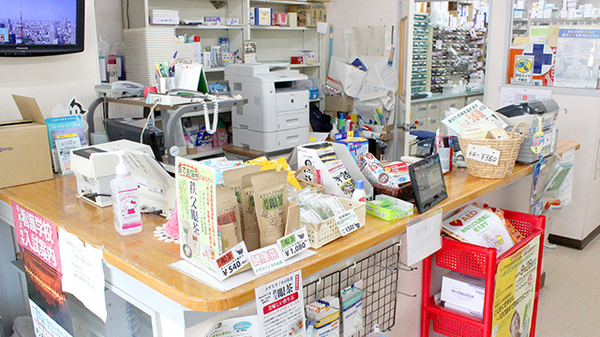秩父薬剤師会調剤センター日野田薬局の受付/カウンター