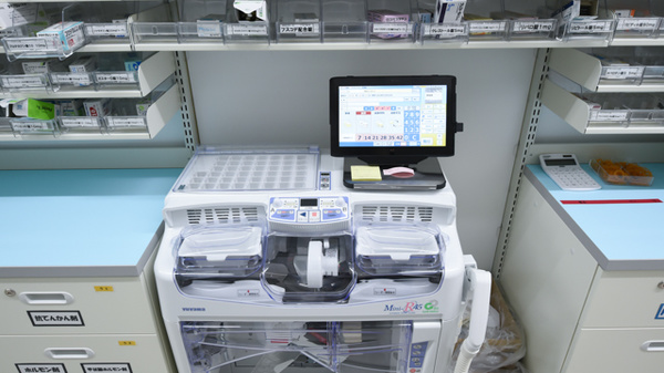 スギ薬局　北山店の調剤器具