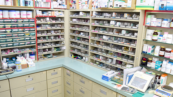 あおば薬局堀店の調剤室