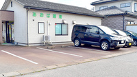 あおば薬局ひばり店の駐車場