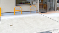 おかだ調剤薬局の駐車場