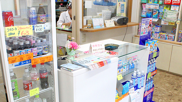 まい薬局 板橋坂下店の受付/カウンター