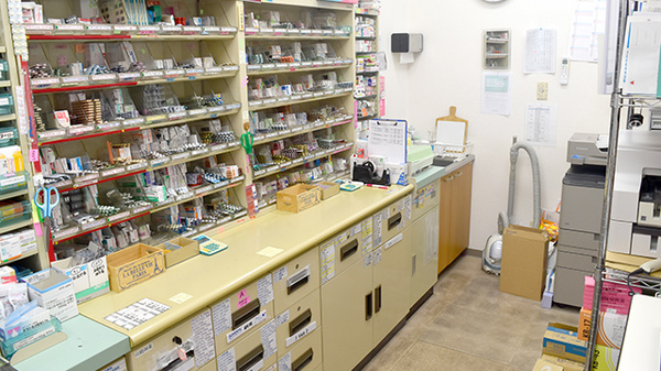 あい薬局丸塚店の調剤室