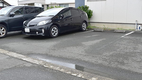 あい薬局内野店の駐車場