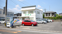 虹の薬局の駐車場