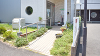 虹の薬局　多久店の入口