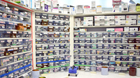 虹の薬局　多久店の薬棚