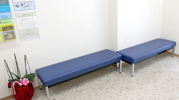 のぞみ薬局の待合スペース