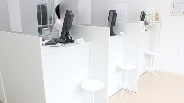 薬や調剤薬局の受付/カウンター