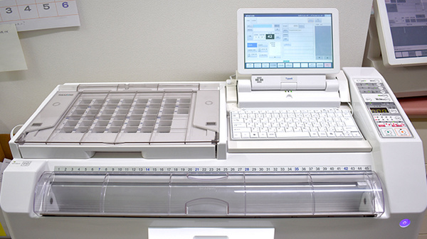 ドラッグセイムス　福岡梅光園薬局の調剤器具