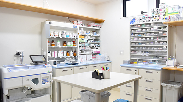 しおはま薬局の調剤室