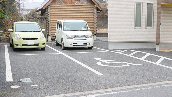 ゆず薬局の駐車場
