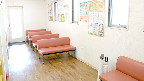 ココ薬局の待合スペース