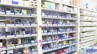 ココ薬局の薬棚
