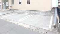ぽぷら薬局の駐車場