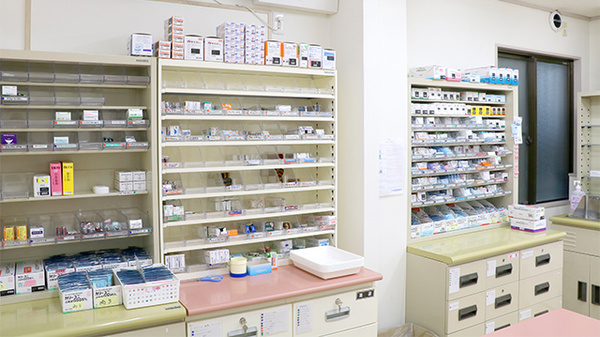 ヤマグチ薬局　西浦和店の調剤室
