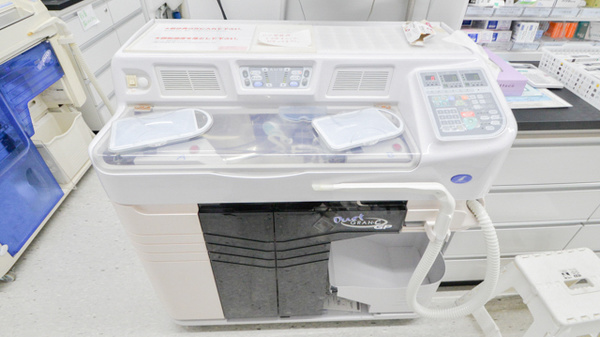 レデイ薬局中萩店の調剤器具