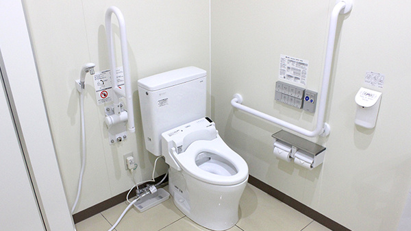 ドラッグセイムス青梅河辺6丁目薬局のお手洗い