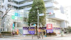 ウェルパーク薬局東村山東口店の外観