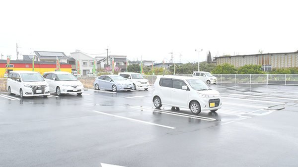 レデイ薬局別府店の駐車場