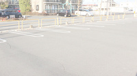 マルエ薬局並榎店の駐車場