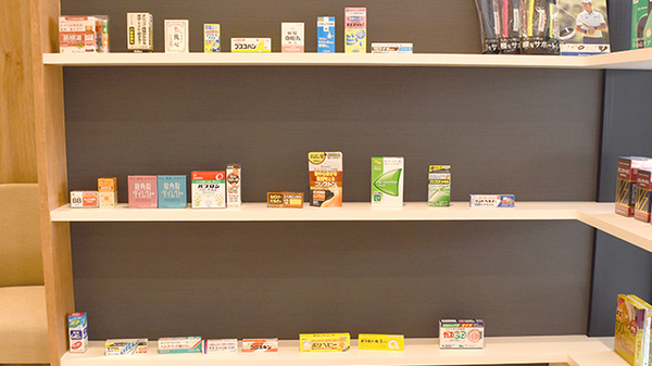 康仁薬局楽々園店の一般医薬品