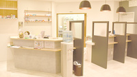 康仁薬局楽々園店の受付/カウンター