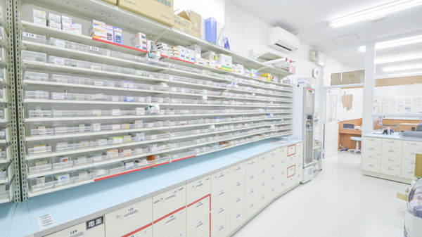 調剤薬局ツルハドラッグ仙台長町店の調剤室
