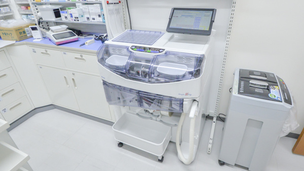 調剤薬局ツルハドラッグ東根神町店の調剤器具