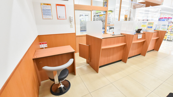 調剤薬局ツルハドラッグ旭川4条店の受付/カウンター