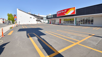 調剤薬局ツルハドラッグ旭川4条店の駐車場