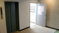 薬局くすりの福太郎白山店の入口