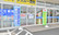 ウェルネス薬局大東店の入口