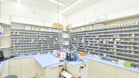 ビー・アンド・ディー調剤薬局　師勝店の薬棚