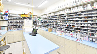 ツルハ薬局東野店の調剤室