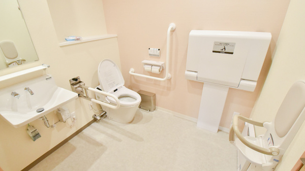 ウォンツ薬局庚午中店のお手洗い