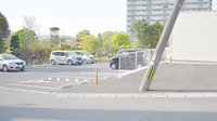 ケヤキ調剤薬局明治店の駐車場