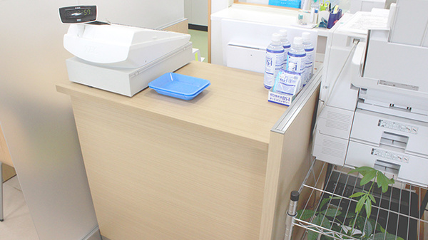 プルメリア薬局の受付/カウンター