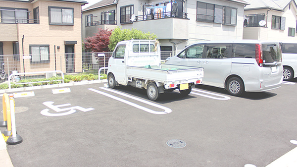 パル薬局　芝原店の駐車場