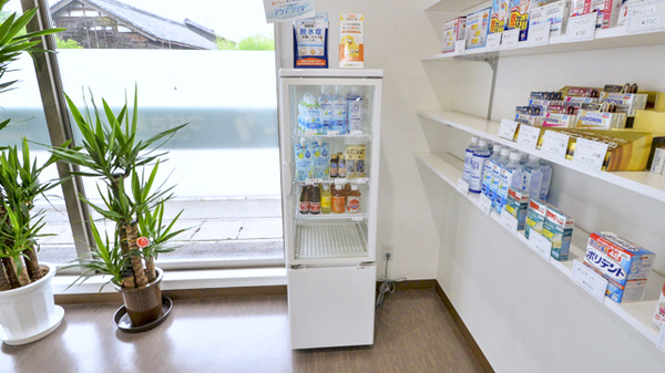 つばさ薬局茂呂店の飲食物
