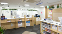 ココカラファイン薬局ビエラ茨木新中条店の受付/カウンター