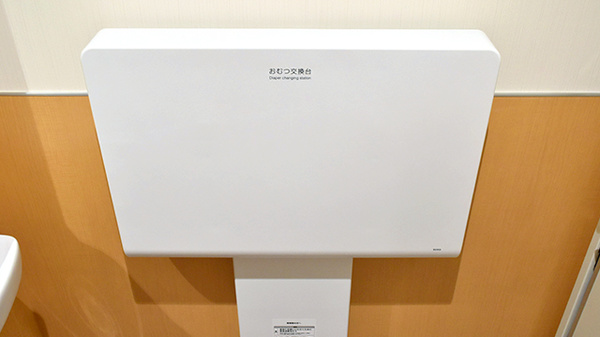 ココカラファイン薬局藤が丘店のキッズ用設備