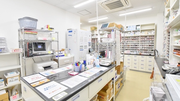 たんぽぽ薬局　八尾店の調剤室