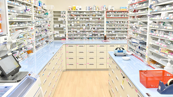 あさひ薬局メイフラワー店の調剤室