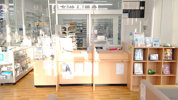 ウエルシア薬局　仙台泉中央店の受付/カウンター