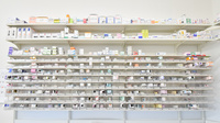 スギ薬局　新林店の薬棚