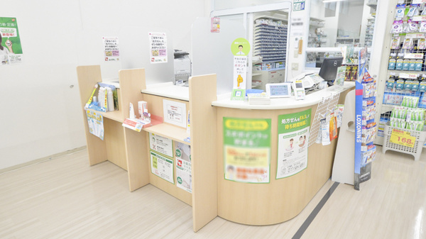 スギ薬局　草津大路店の受付/カウンター