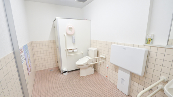 スギ薬局　草津大路店のお手洗い