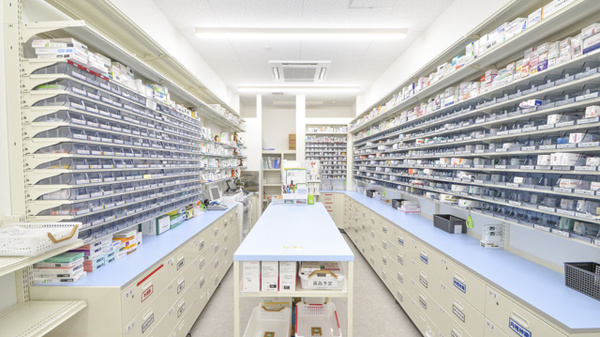 スギ薬局　草津大路店の調剤室