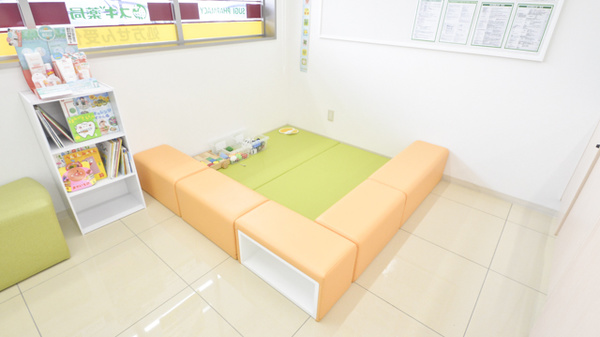 スギ薬局　西賀茂店のキッズ用設備